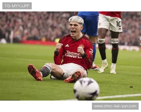 曼联快速反击打穿防线，加纳乔右脚劲射锁定胜利