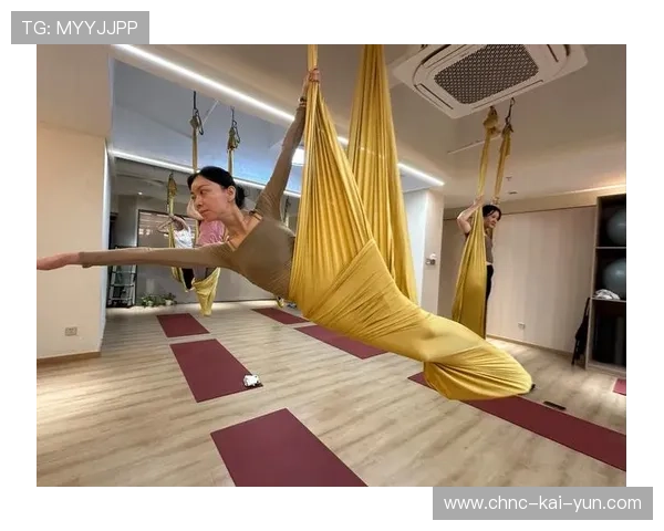 空中云端瑜伽,现代运动与养生新潮流,空中瑜伽视频教学讲解 空中云端瑜伽,现代运动与养生新潮流,空中瑜伽视频教学讲解